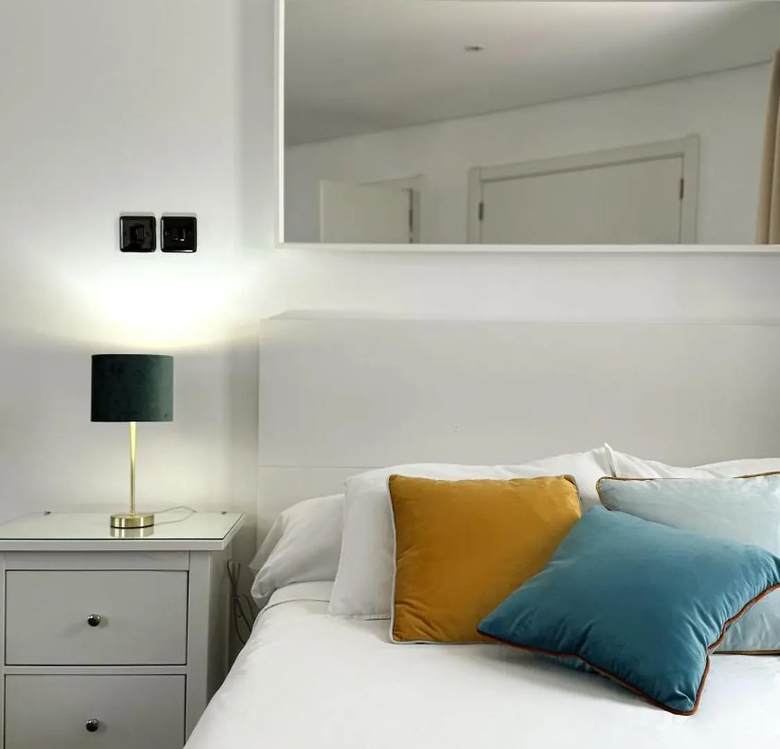 דירה גיברלטר Ultimate City Centre Penthouse With Large Terrace - Grand Central House גיברלטר